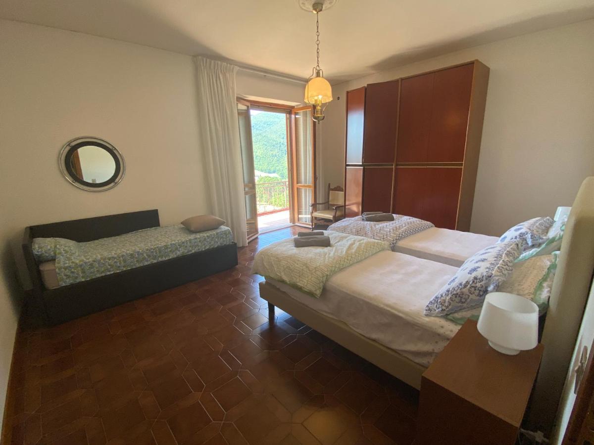 B&B Rox E Claudia Lugnola Zewnętrze zdjęcie