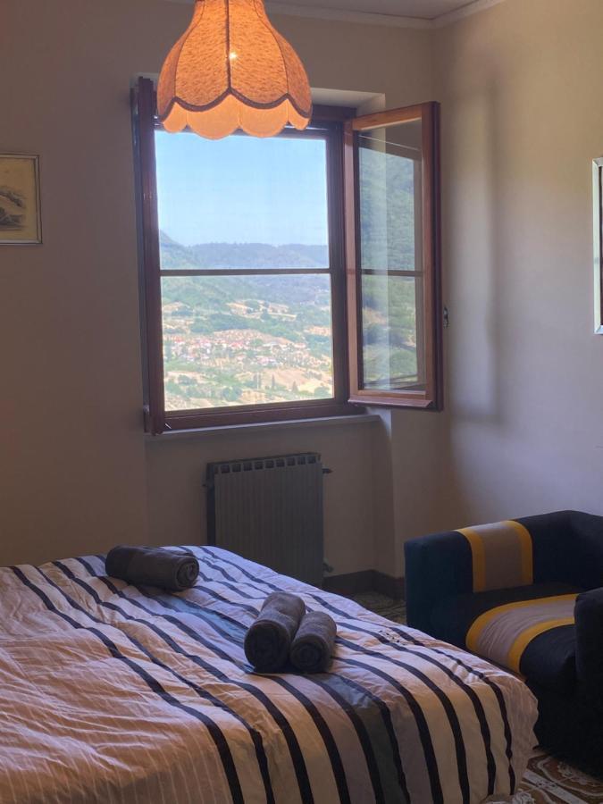 B&B Rox E Claudia Lugnola Zewnętrze zdjęcie